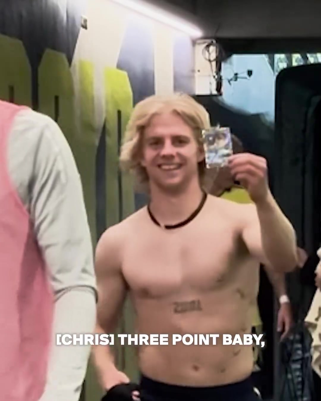 谈球吧体育app官网有爱！美国小球迷用宝可梦卡牌换到偶像球衣