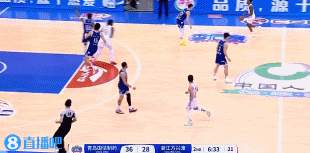 谈球吧体育app下载挺身而出！孙铭徽外线开炮连中2记三分 率队继续迫近比分